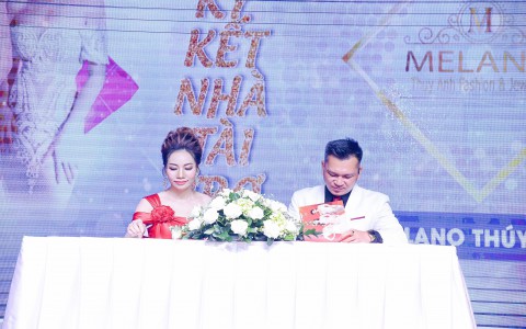 Á Hậu Phạm Thuý Anh – Nhà Tài Trợ Trang Phục, Vương Miện Cho cuộc thi Hoa hậu Doanh nhân Việt Nam toàn cầu 2020